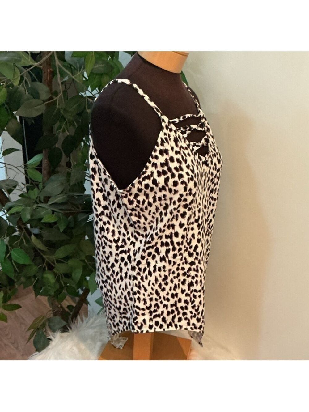 Maurice’s leopard print strappy bodysuit Woman’s size 1X - Picture 4 of 9